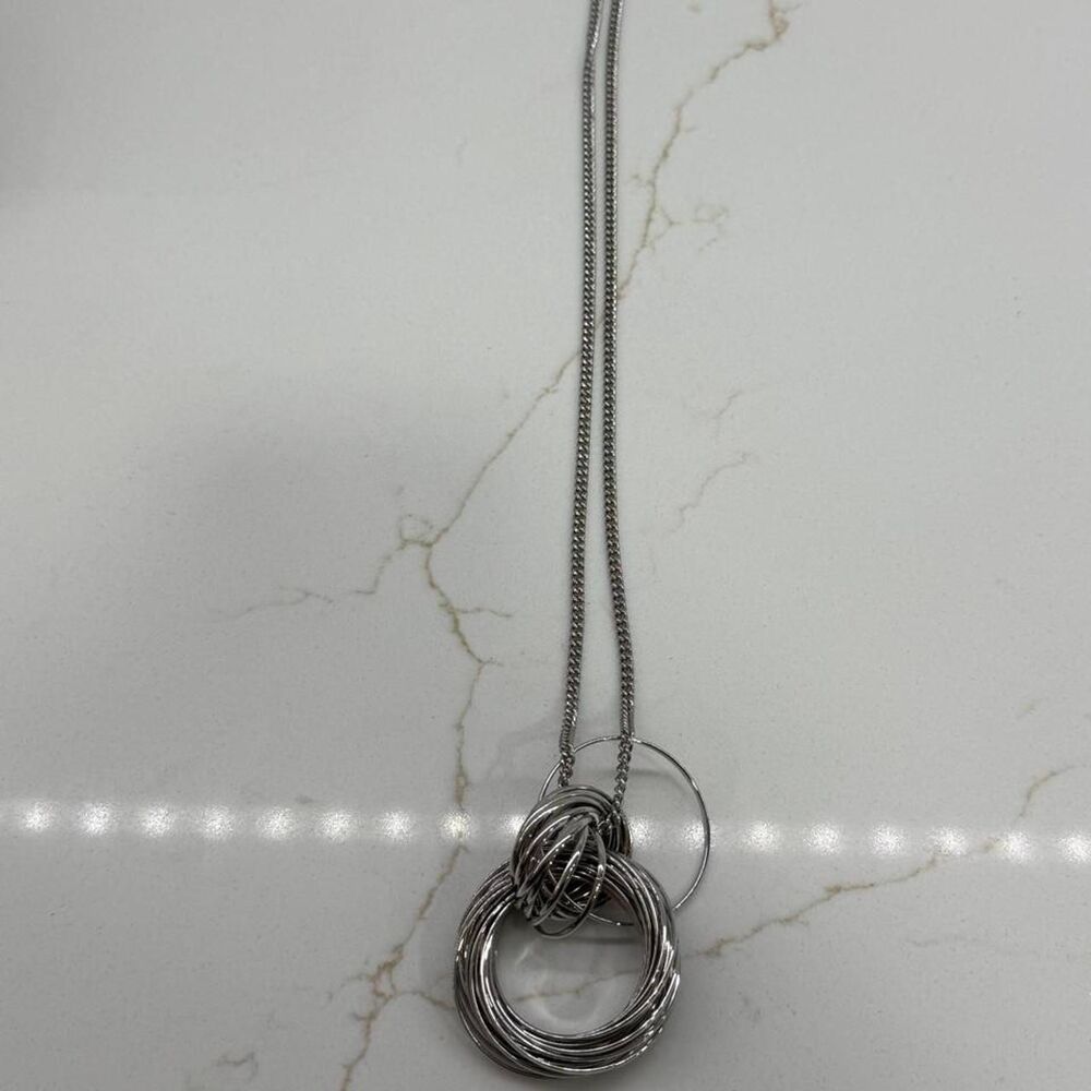Avon 2016 Signature Collection Pioneer Long Necklace